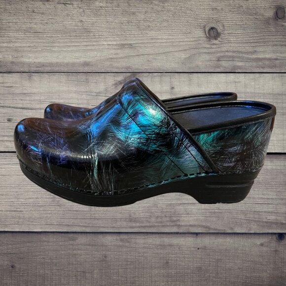 Dankso XP Clogs (Holographic Feather Pattern) - Size 37 - Picture 4 of 6
